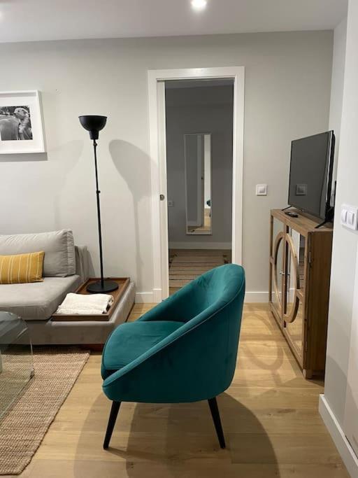 Apartamento Velarde-Maestranza Севилья Экстерьер фото