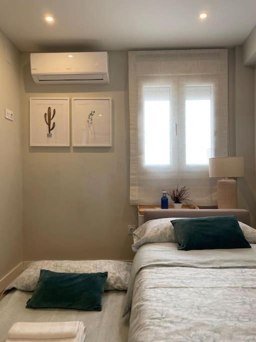Apartamento Velarde-Maestranza Севилья Экстерьер фото