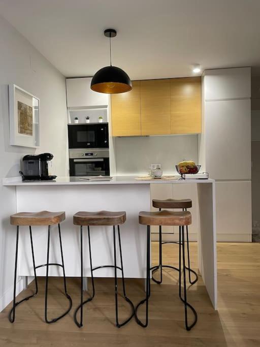 Apartamento Velarde-Maestranza Севилья Экстерьер фото
