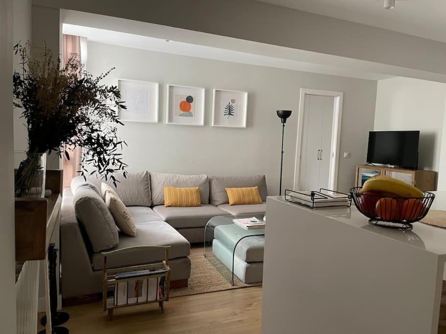 Apartamento Velarde-Maestranza Севилья Экстерьер фото